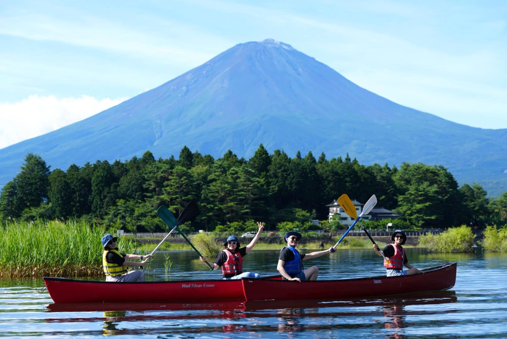 夏の河口湖カナデイアンカヌー体験